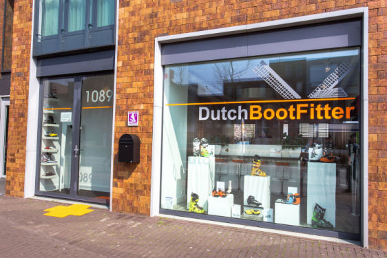 DutchBootFitter etalage skiwinkel